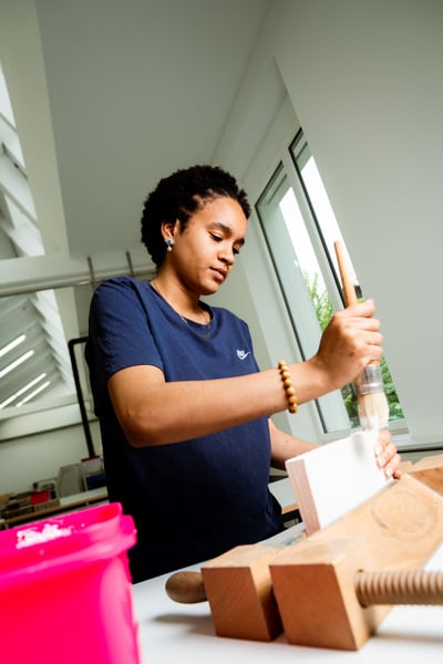 Binde­technolog:in